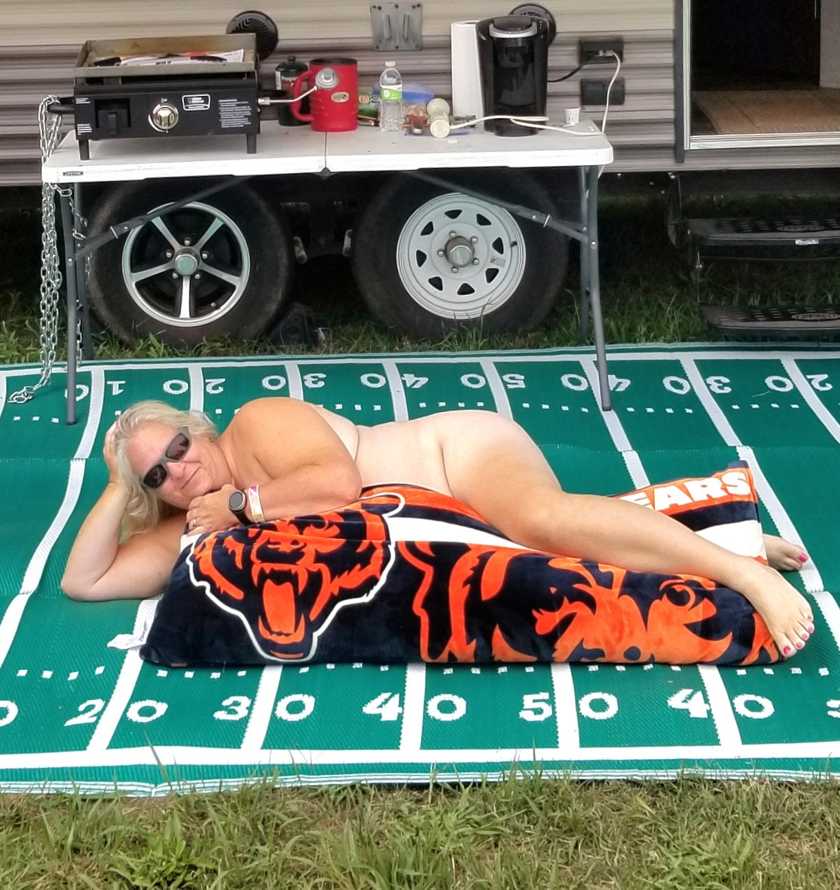 Chubby nude female chicago bears fan #3EX35sqA