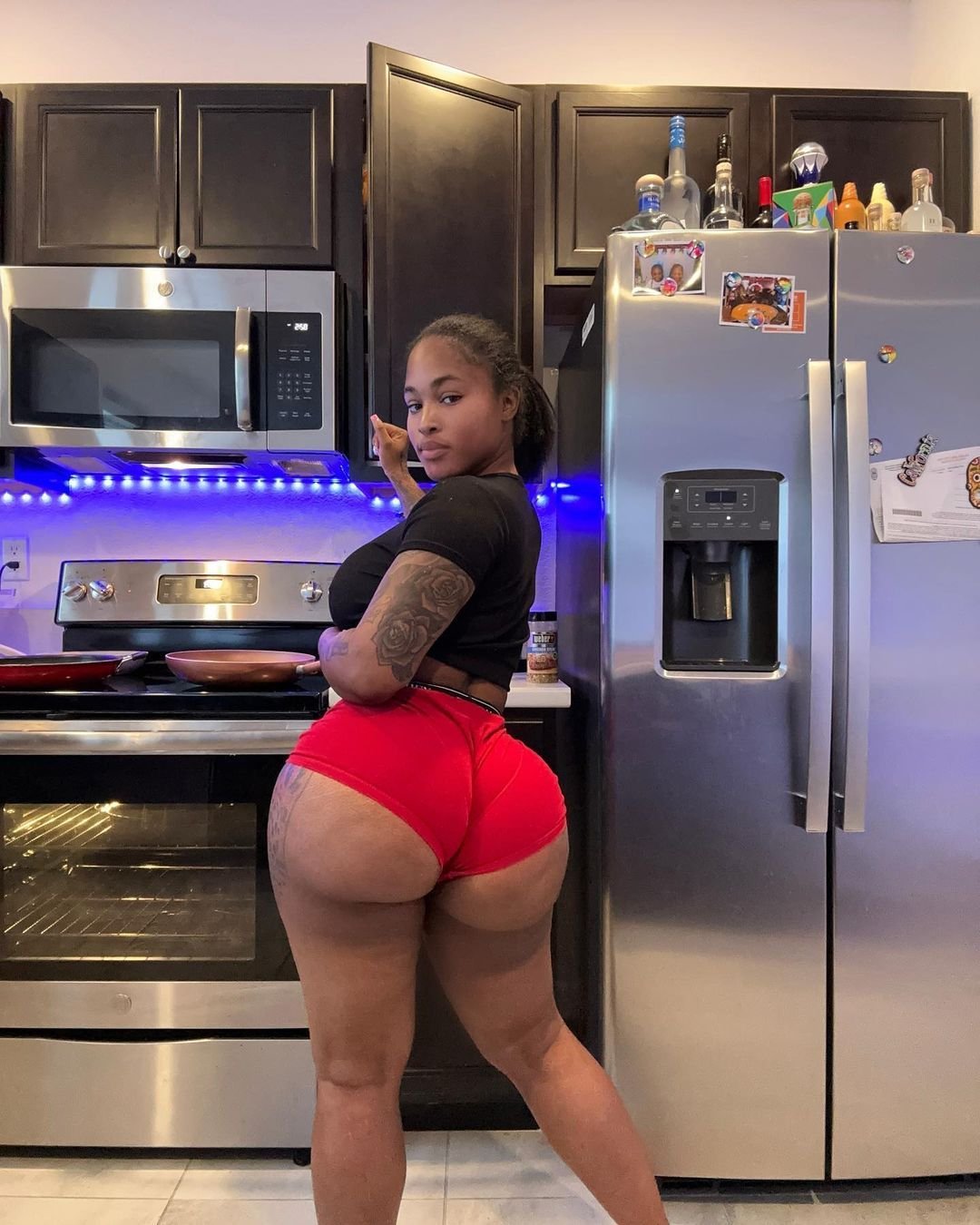 Ass In Red #vIvPmvZF