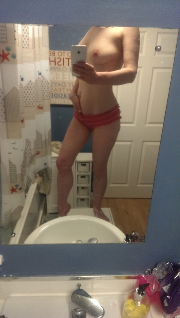 Kathryn C MILF From UK Part 1 #9YR8SzgX