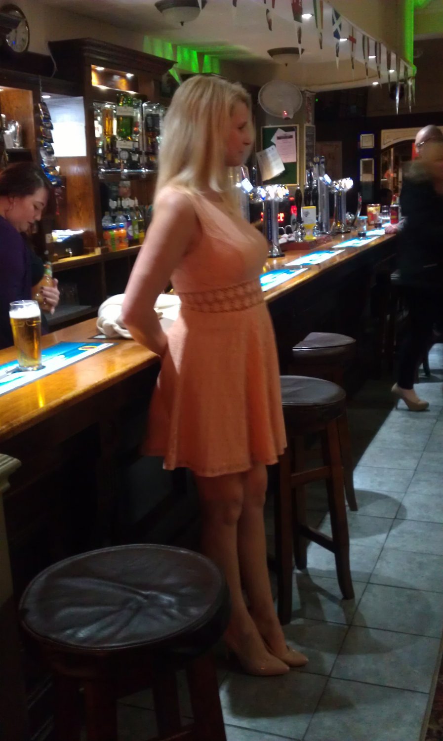 UK Blonde MILF #xwPJGPze