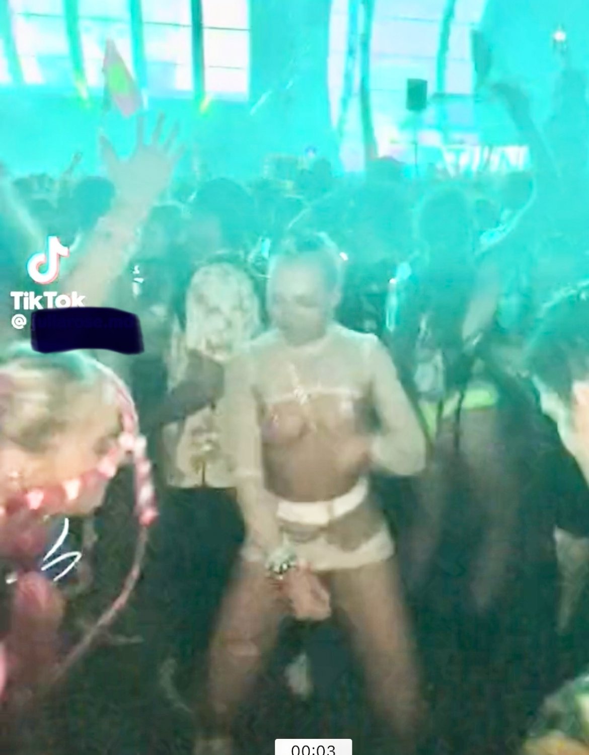 Resident doctor proves physicians can be sluts too as she flashes at a rave #F90jr2W1