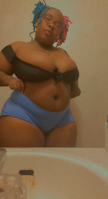 Huge Tits Ebony ( Katt ) #02RpsGEw