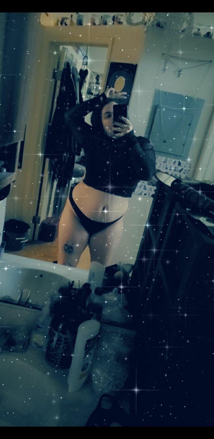 Thick chubby goth #VvNEtqZn