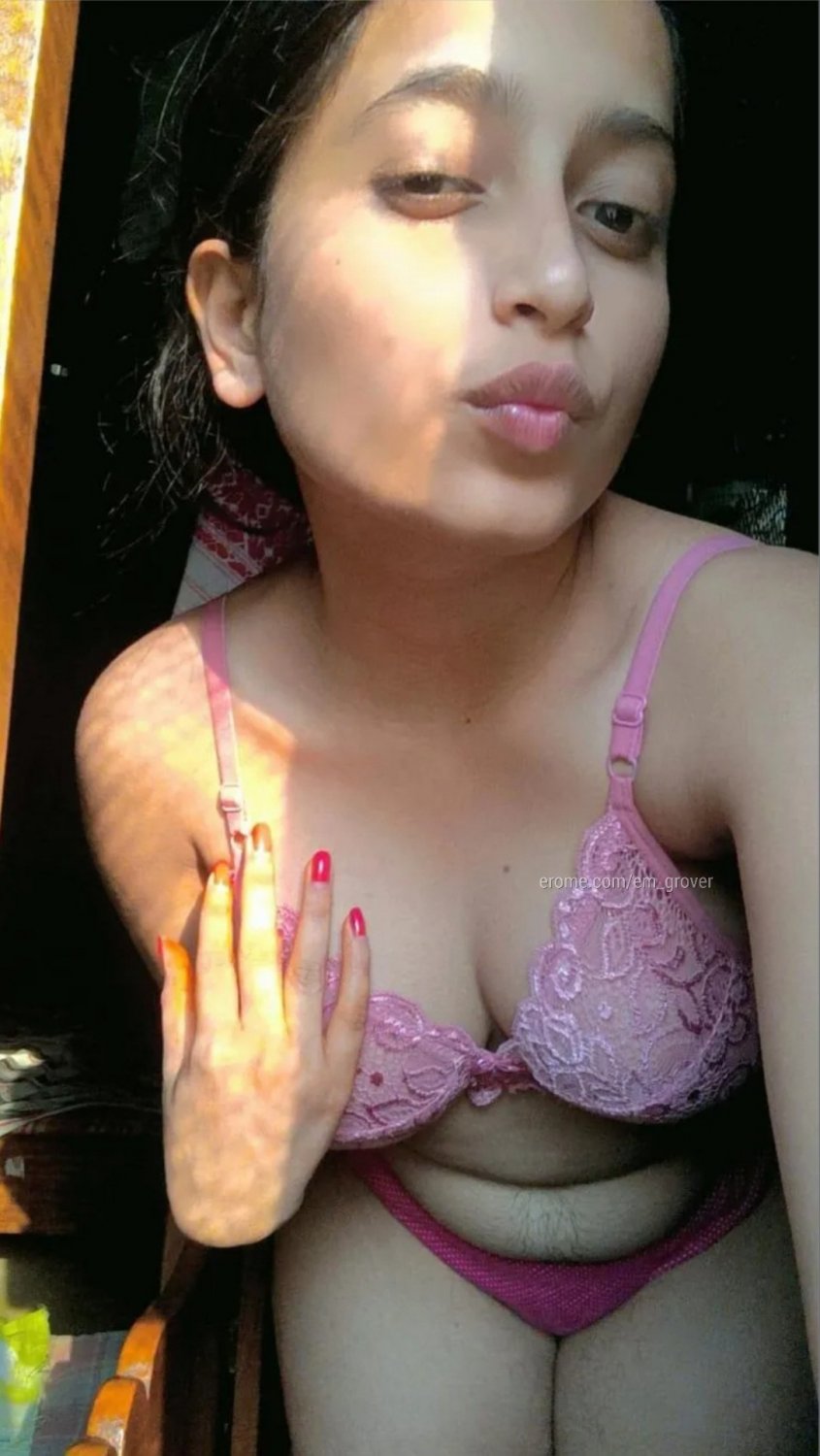 Indian amateur desi with big sexy tits #5Rv6TqkD