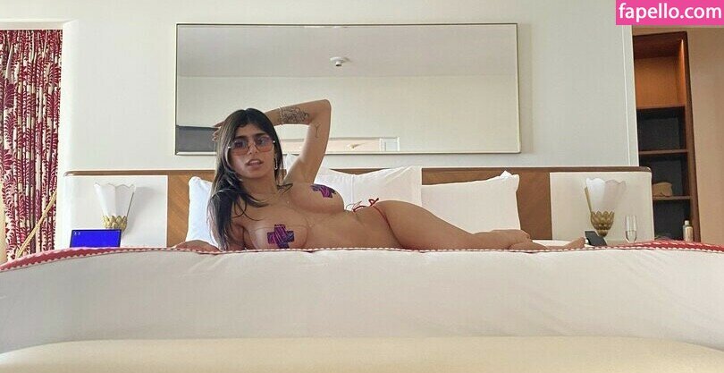 More Mia Khalifa #e9ZINDtF