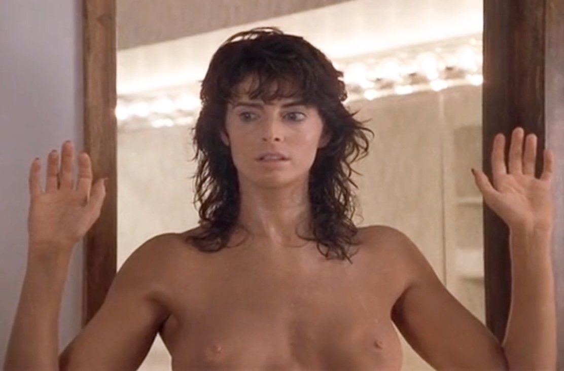 Joan Severance drops towel - See No Evil - Classic ENF #HmxcxLe5