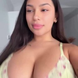 Big bouncing latina titties