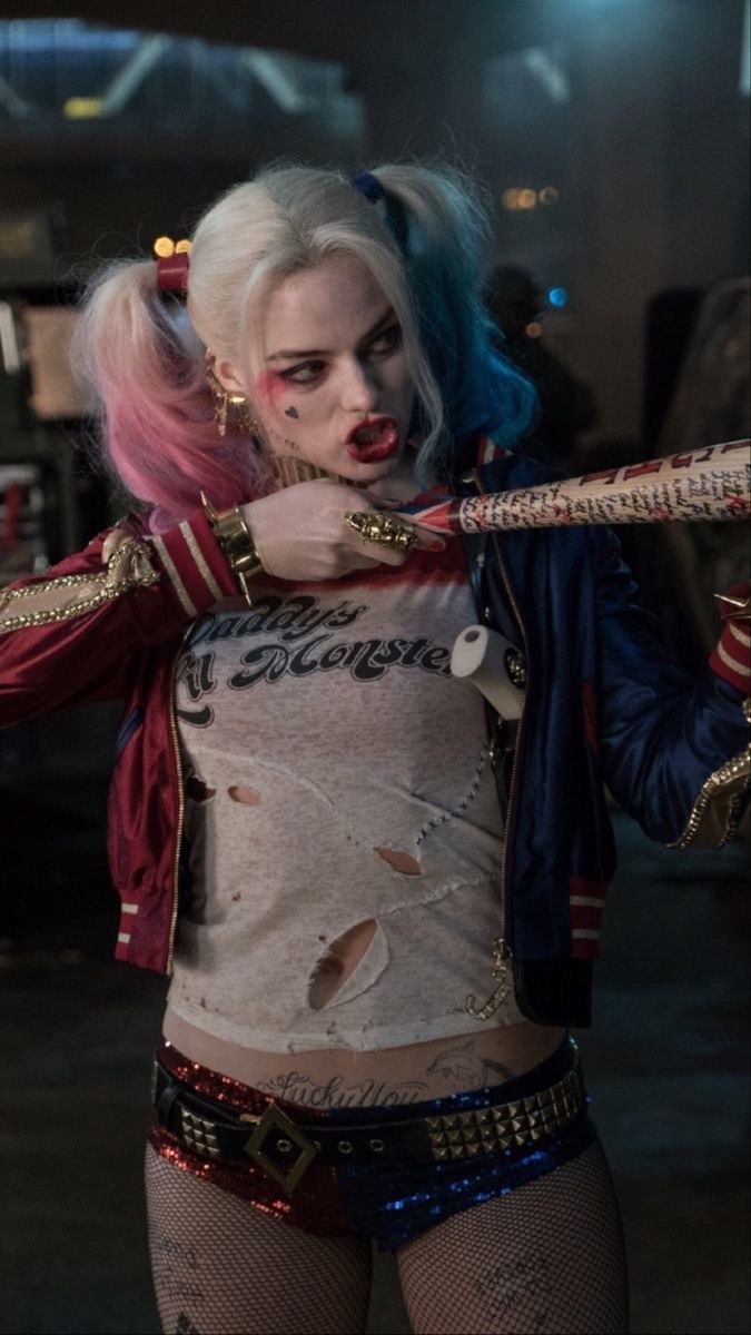 Margot Robbie as Harley Quinn (Selected Content) #SkHWqv5y